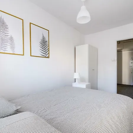 Chmielna Hammock Apartment *